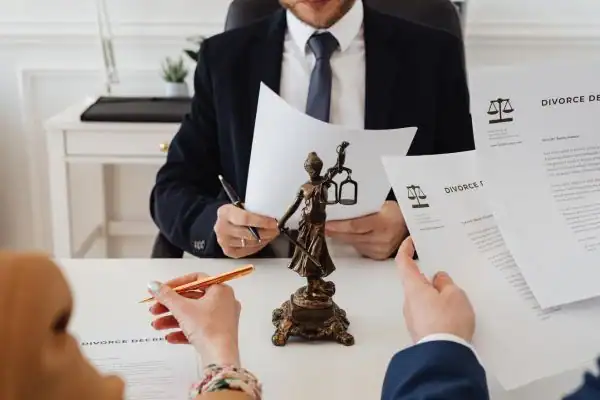 image of divorce mediation - enable via legal aid Tonbridge